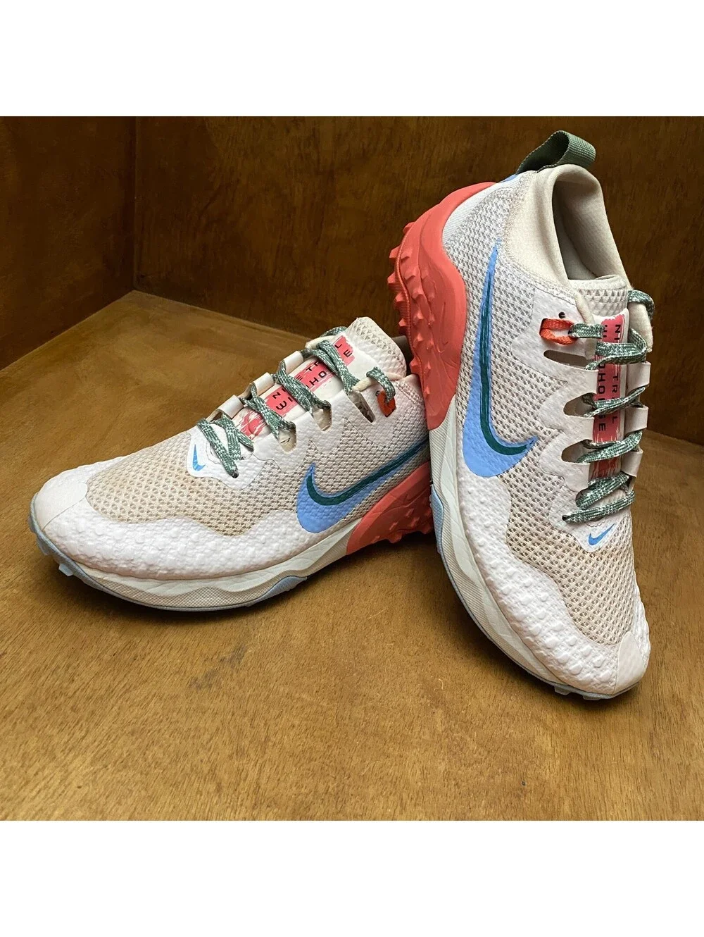 Nike Wildhorse 7 Trail Running Shoes Womens Sz 8 Pale Ivory Sneakers CZ1864-600